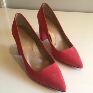 Banana Republic coral suede heels